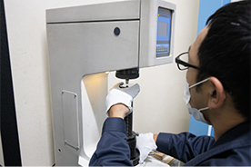 ロックウェル硬度計